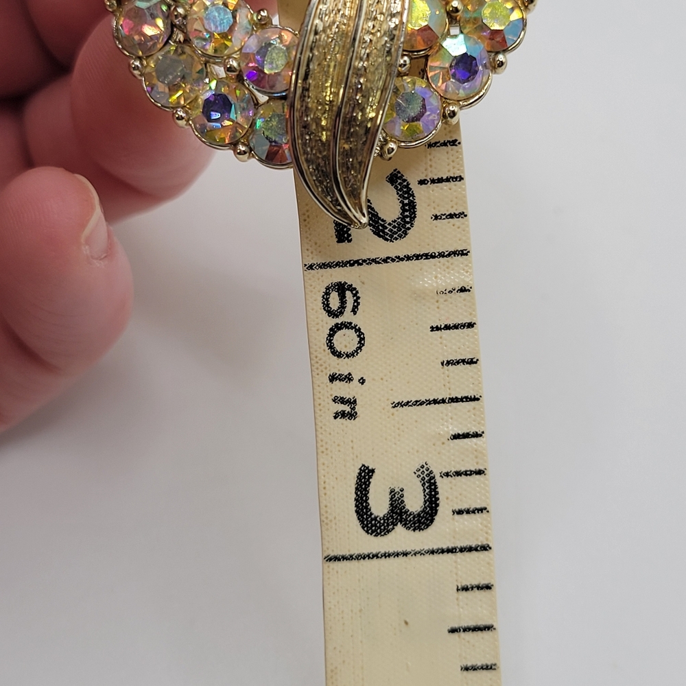 VTG Coro Pegasus Brooch: Gold Tone & AB Rhinestones | SIGNED (faded) - Picture 6 of 6